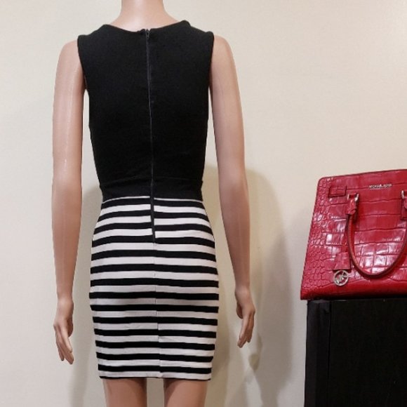 ๐ฅCHIC & SEXY๐ฅ Striped Bodycon Mini Cocktail Dress in Black & White - Picture 6 of 16